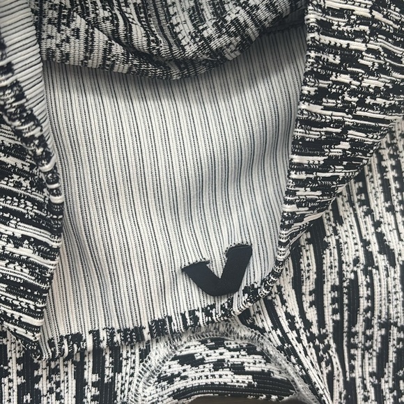 Athleta |  Black & White Flurry Elemental Base Layer Tights Pants Size Medium - Picture 10 of 13